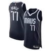 Accattivante Luka Dončić Dallas Mavericks Jordan Brand Authentic Player Jersey Statement Edition Navy