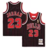 Fantastico Resistente Michael Jordan Chicago Bulls Toddler 1996/97 Hardwood Classics Authentic Jersey Black/Red/White