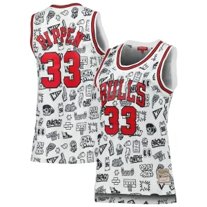 Magnifico Classico Splendido Scottie Pippen Chicago Bulls Women's 1997 Doodle Swingman Jersey White