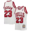 Magnifico Splendido Michael Jordan Chicago Bulls Youth 1997/98 Hardwood Classics Authentic Jersey White/Black/Red