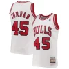 Moderno Men's Chicago Bulls Michael Jordan White 1994 95 Hardwood Classics Authentic Player Jersey