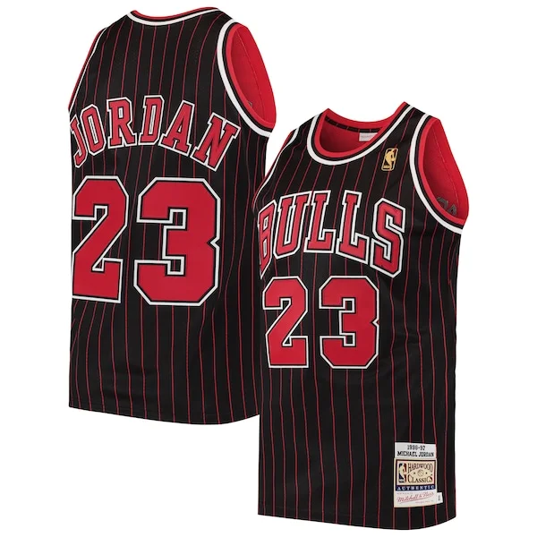 Eccezionale Men's Chicago Bulls Michael Jordan Black 1996/97 Hardwood Classics Authentic Jersey